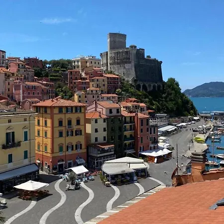 Apartamento Square Views