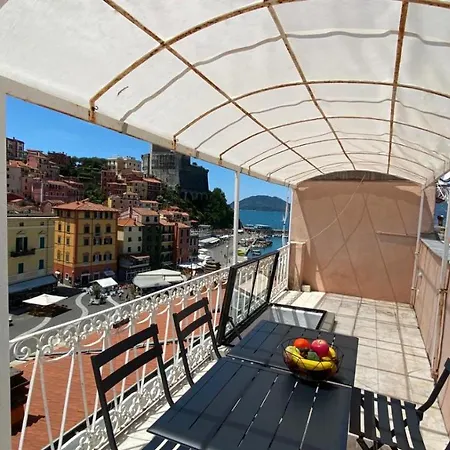 Appartamento Square Views