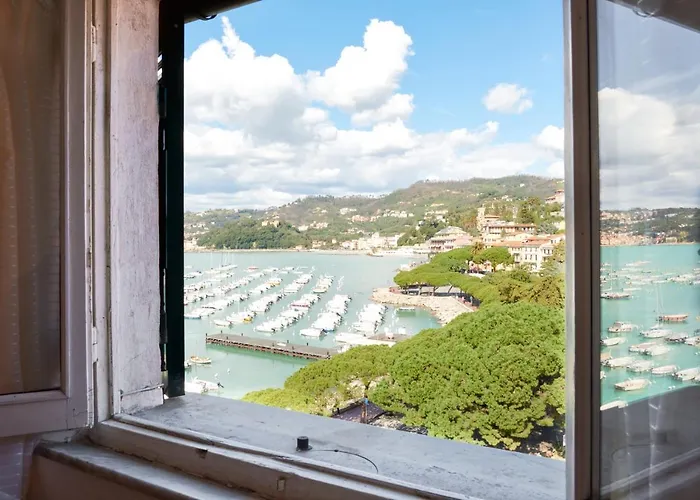 Square Views Apartmán Lerici