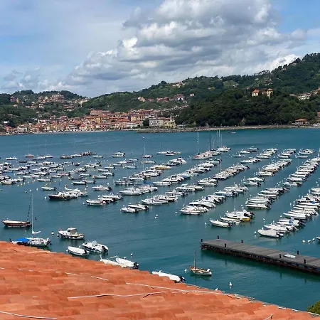 公寓 Square Views *